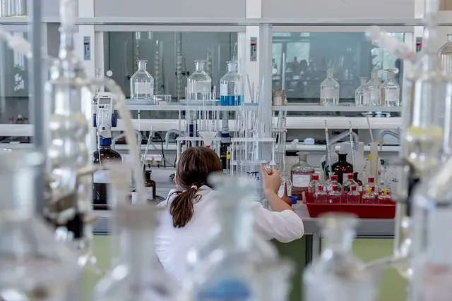 Les Défis de la Découverte Scientifique : Comment Innover et Progresser