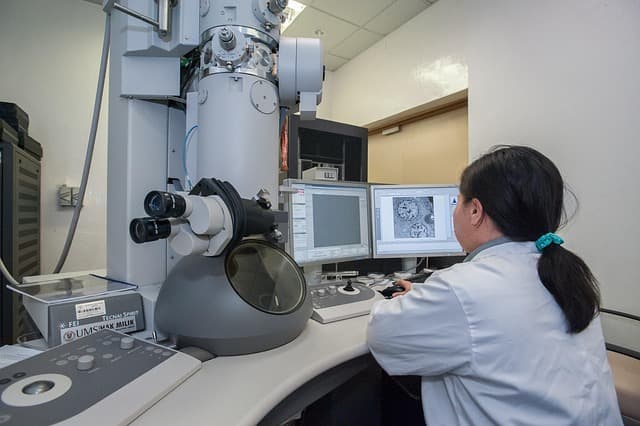 Surmonter les Défis de la Recherche Scientifique Moderne